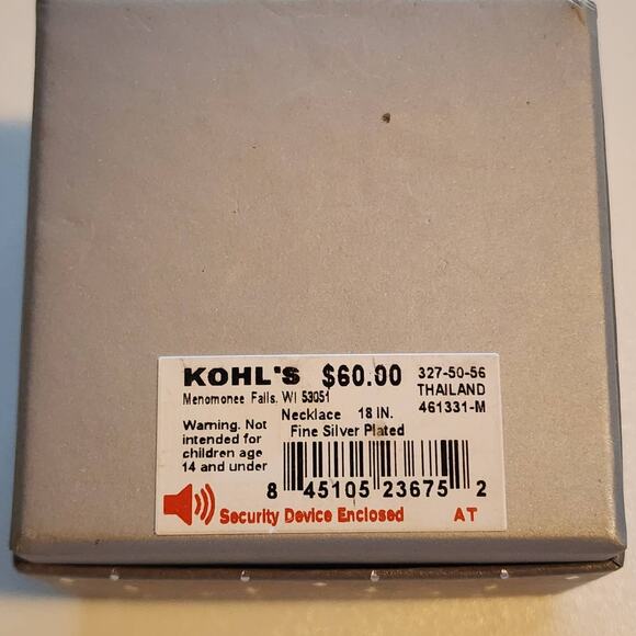 Letter M Initial Necklace Silver Plated New in Box - Picture 3 of 4